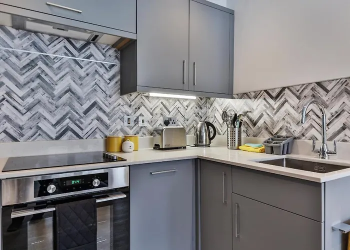 Finest Retreats - 13 Belle House - Apartment 2